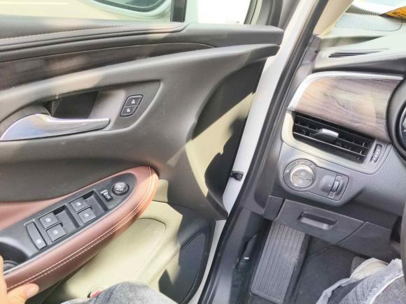 [广州·粤A] 二手别克昂科威Plus2017款 28T 四驱精英型