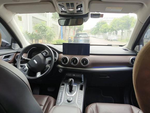 [广州·粤A] 二手魏牌魏牌 VV62021款 2.0T 两驱智享+