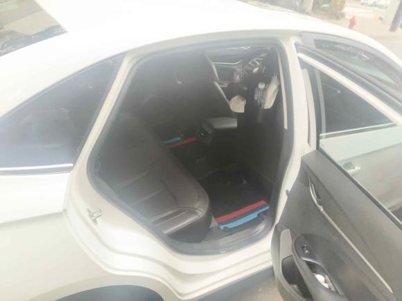 [上海·沪F] 二手别克英朗2021款 改款 典范 1.5L 自动精英型