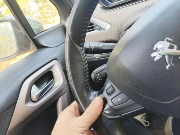 [义乌·浙G] 二手标致标致20082014款 1.6L 自动领航版