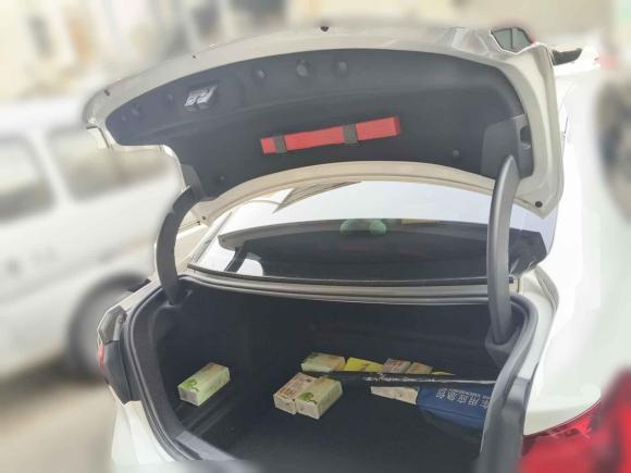 [佛山·粤E] 二手宝马宝马1系2023款 125i M运动曜夜版