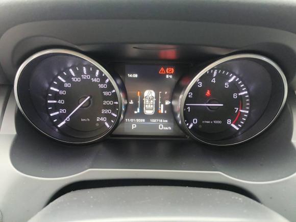 [成都·川A] 二手路虎揽胜极光2015款 2.0T 五门智耀版