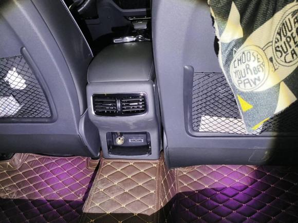 [武汉·鄂A] 二手红旗红旗HS52019款 2.0T 智联旗享版