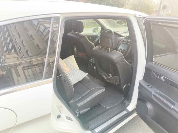 [杭州·京F] 二手奔驰奔驰R级2017款 R 320 4MATIC 商务型臻藏版