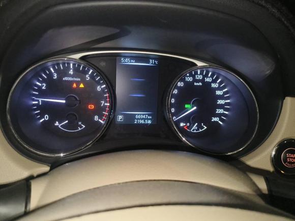 [深圳·粤B] 二手日产奇骏2014款 2.0L CVT舒适版 2WD