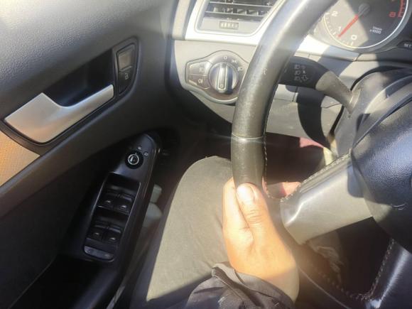 [宁波·浙B] 二手奥迪奥迪A4L2010款 2.0 TFSI 标准型