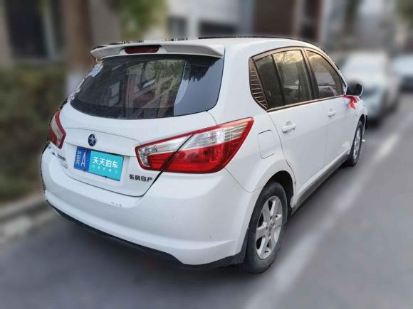 [上海·冀A] 二手启辰启辰R502015款 1.6L 自动时尚版