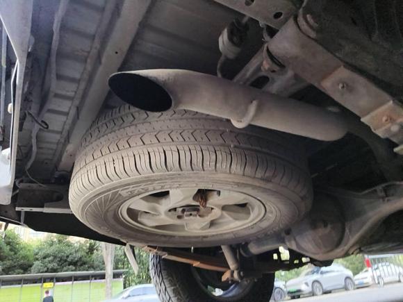 [宁波·浙B] 二手江铃域虎72012款 2.4T两驱手动普通版JX4D24