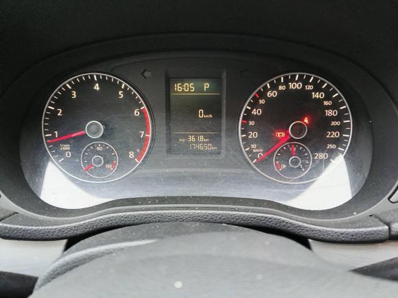 [无锡·苏B] 二手大众帕萨特2011款 1.8TSI 自动尊荣版