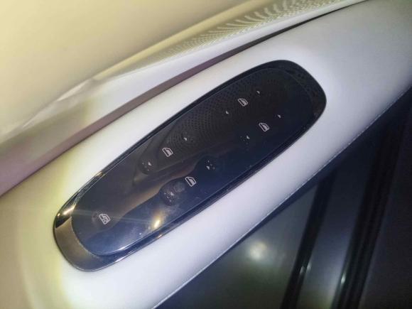 [深圳·粤B] 二手智己汽车智己LS72023款 90kWh Elite后驱版