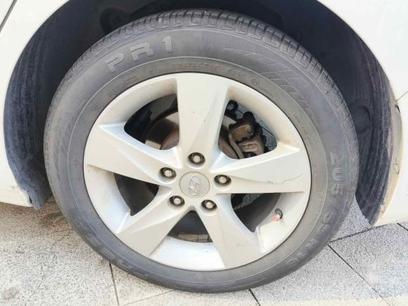 [温州·浙C] 二手现代朗动2013款 1.6L 自动尊贵型