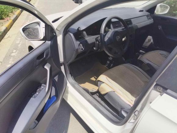 [南京·苏A] 二手大众桑塔纳2013款 1.6L 手动风尚版