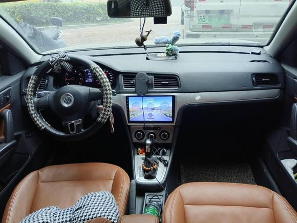 [无锡·皖M] 二手大众朗逸2013款 1.6L 自动风尚版