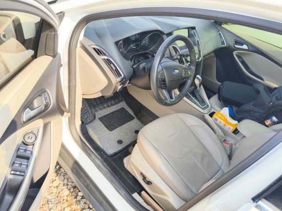 [广州·粤A] 二手福特福克斯2017款 三厢 EcoBoost 180 自动旗舰型