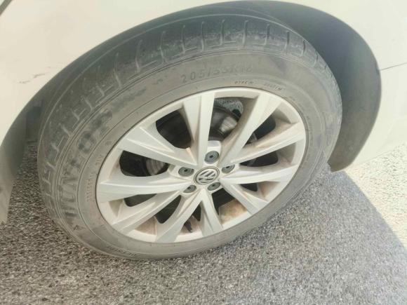 [青岛·鲁B] 二手大众朗逸2015款 1.6L 手动舒适版