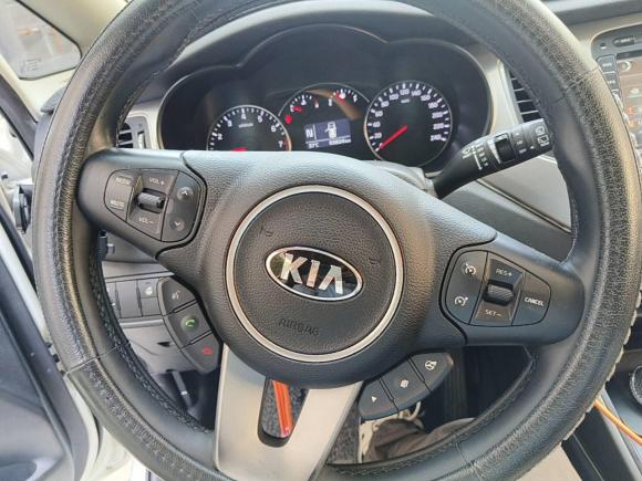 [上海·沪B] 二手起亚佳乐2013款 2.0L 5座自动标准版 国V