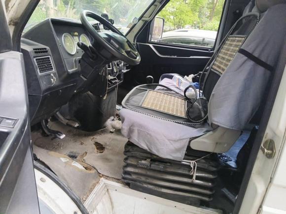 [上海·赣F] 二手依维柯依维柯得意2017款 2.5T A35客车5-7座47Z5