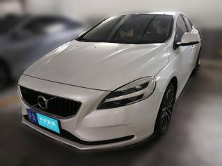 沃尔沃沃尔沃V402019款 T3 智逸版「上海二手车」「天天拍车」