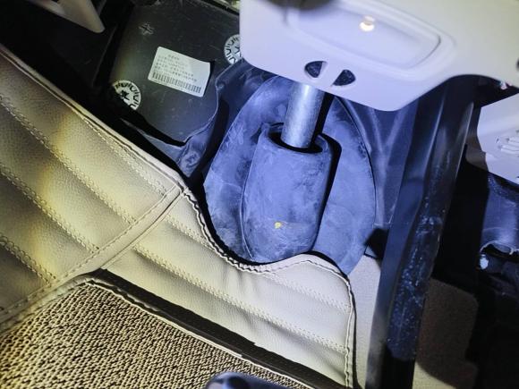 [深圳·粤B] 二手奔驰奔驰V级2021款 V 260 尊贵版