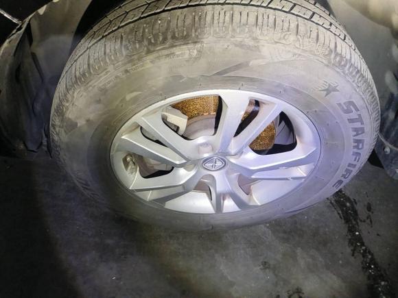 [南昌·赣A] 二手江铃驭胜S3302016款 1.5L GTDi 自动两驱舒适版