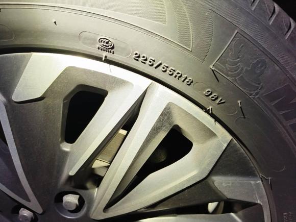 [武汉·鄂A] 二手上汽大通MAXUS大通G202019款 首发款 2.0T 自动豪华行政版 国V