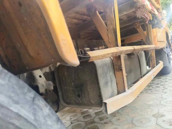 [南通·苏F] 二手江铃特顺2017款 2.8T商运型短轴中顶3座JX493