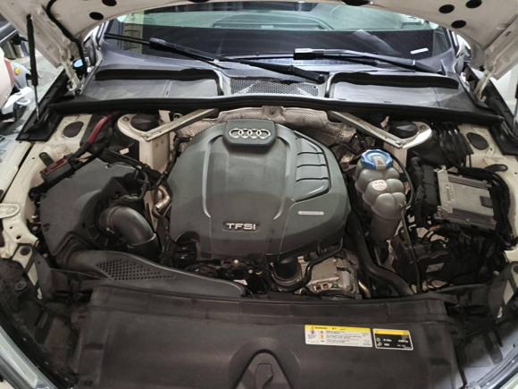[广州·粤A] 二手奥迪奥迪A4L2019款 40 TFSI 进取型 国VI