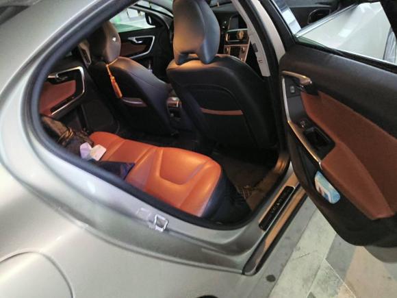 [合肥·皖A] 二手沃尔沃沃尔沃S602017款 S60L T4 智远版