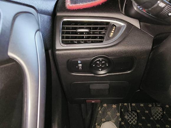 [金华·粤S] 二手奇瑞艾瑞泽52017款 SPORT 1.5T 手动豪华版