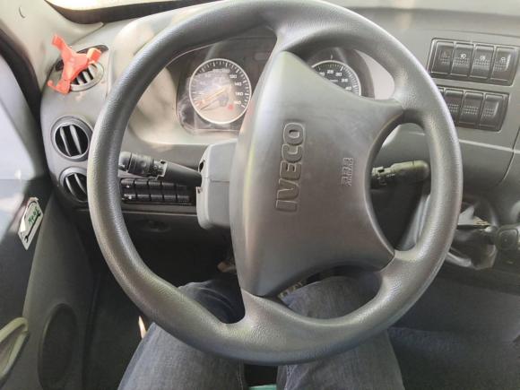 [苏州·苏E] 二手依维柯依维柯褒迪2017款 2.5T经典A32客车中顶6-7座47Z5