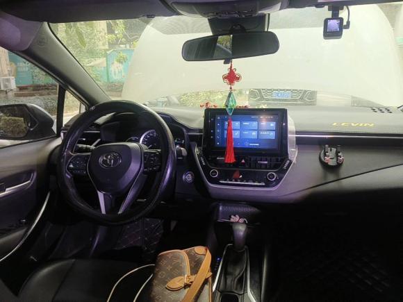 [深圳·贵H] 二手丰田雷凌2021款 双擎 1.8H E-CVT豪华版