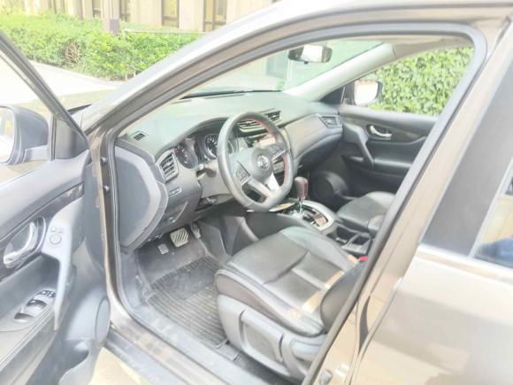 [上海·皖P] 二手日产奇骏2017款 2.0L CVT舒适版 2WD