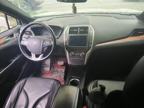 [上海·鲁A] 二手林肯林肯MKC2016款 2.0T 两驱尊雅版