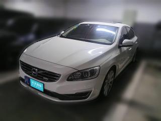 沃尔沃沃尔沃S60插电式混动2015款 S60L E驱混动 T6智驭版「上海二手车」「天天拍车」