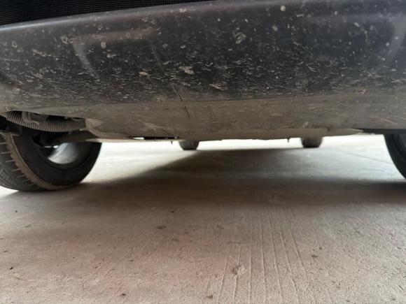 [义乌·黑M] 二手Jeep自由客2013款 2.4 炫黑运动版