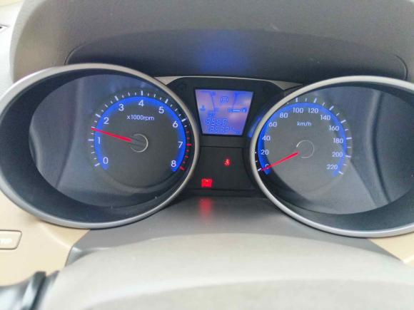 [济南·鲁A] 二手现代北京现代ix352012款 2.0L 自动两驱精英版GLS