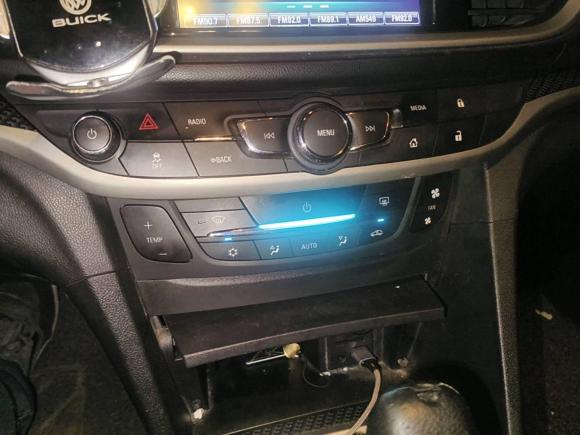 [杭州·浙A] 二手别克英朗2015款 15N 自动豪华型