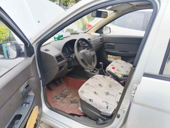 [无锡·苏B] 二手五菱汽车五菱宏光2015款 1.5L S 基本型国V