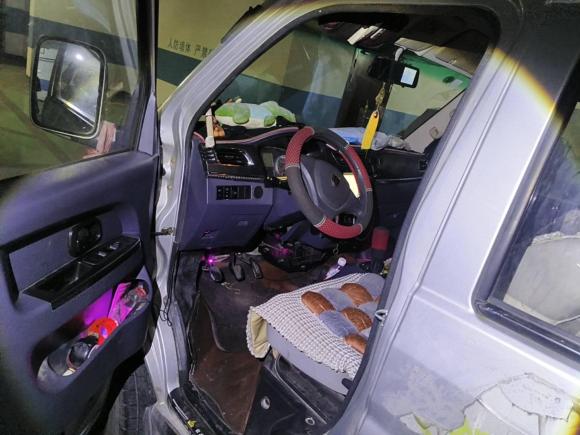 [宁波·陕E] 二手金杯金杯T52018款 1.5L双排创富型后双轮DLCG14