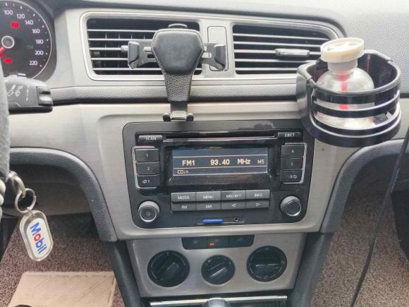 [上海·苏E] 二手大众朗逸2013款 1.6L 自动舒适版