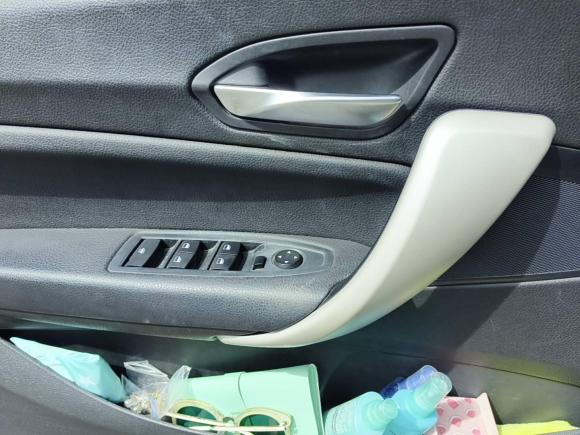 [上海·沪M] 二手宝马宝马2系2015款 218i 敞篷轿跑车