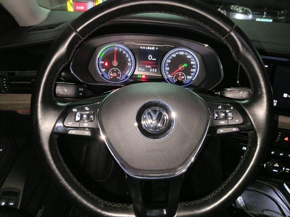 [深圳·粤B] 二手大众帕萨特新能源2019款 430PHEV 混动豪华版