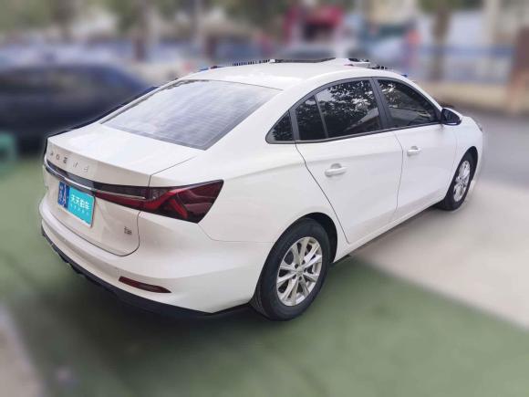 [南京·苏A] 二手荣威荣威i52023款 1.5L 手动舒享版