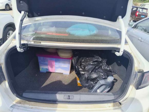 [西安·陕A] 二手标致标致3082016款 1.6L 手动时尚版