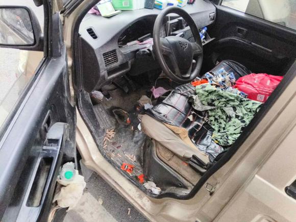 [南昌·赣A] 二手五菱汽车五菱荣光2019款 1.5L 加长基本型