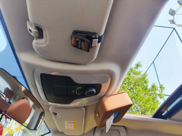 [上海·皖A] 二手奇瑞瑞虎72016款 2.0L CVT耀目版