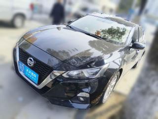 日产天籁2019款 2.0L XE 时尚版