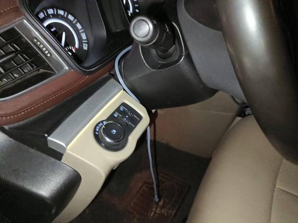 [广州·粤A] 二手别克别克GL82017款 25S 舒适型 国V