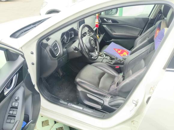 [上海·沪C] 二手马自达马自达3 昂克赛拉2016款 两厢 2.0L 自动旗舰型