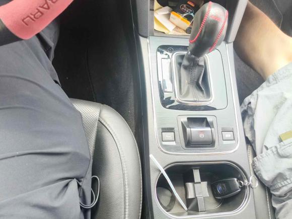 [广州·粤A] 二手斯巴鲁傲虎2016款 2.5i 豪华导航版